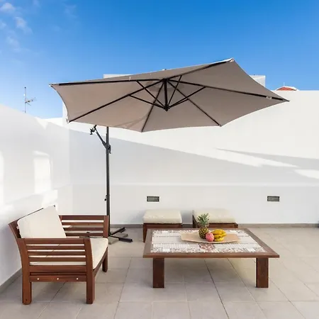 Home2book Spectacular Silos, Terrace *