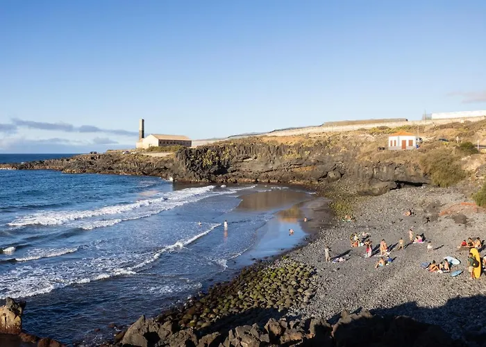 Home2book Spectacular Silos, Terrace *