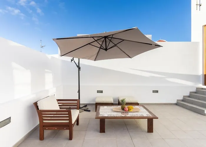 Home2book Spectacular Silos, Terrace *