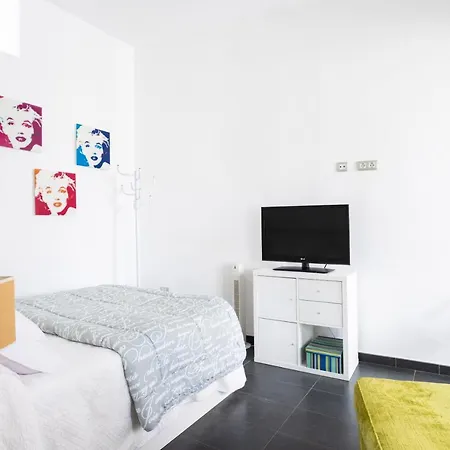 Apartment Home2book Spectacular Silos, Terrace