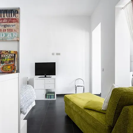 Apartment Home2book Spectacular Silos, Terrace *